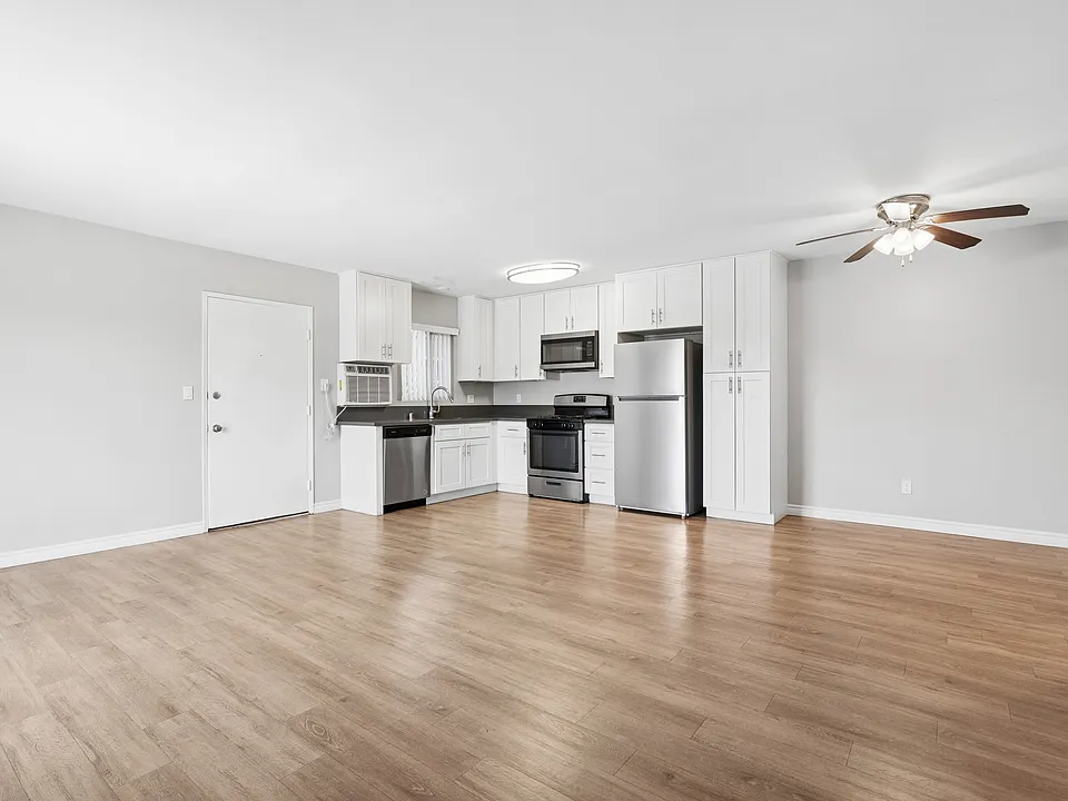 Town Center Apartments