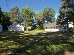 4472 S Us 27, Saint Johns, MI 48879