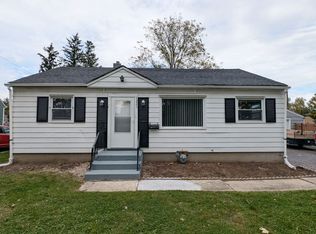 1221 John St, Joliet, IL 60435