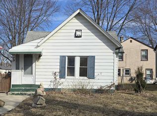 79 Rathbone St, Mount Clemens, MI 48043