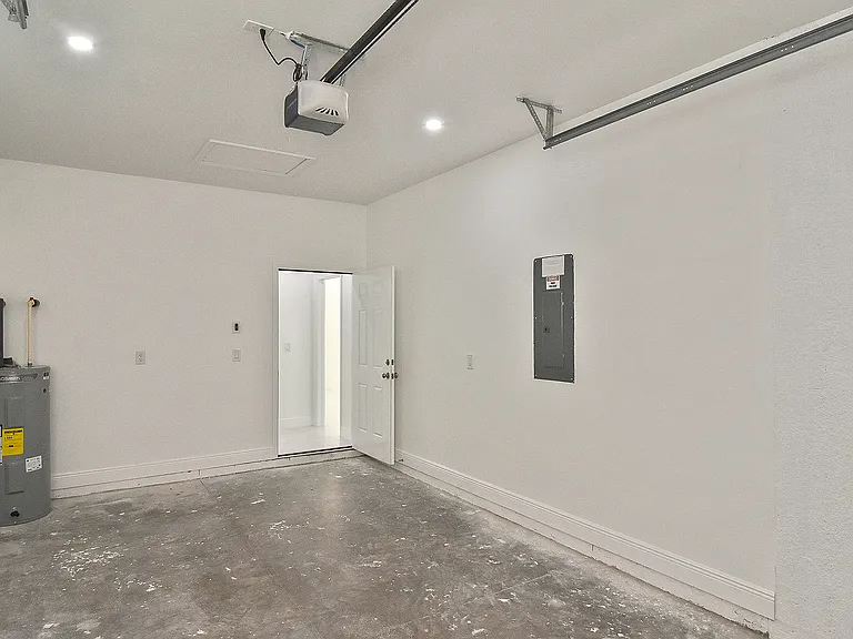 3034 Price Ave — Photo 19