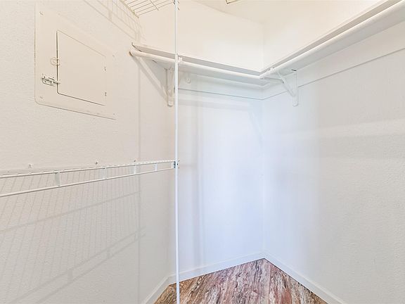 5th image of 7312 Seawall Blvd APT 209