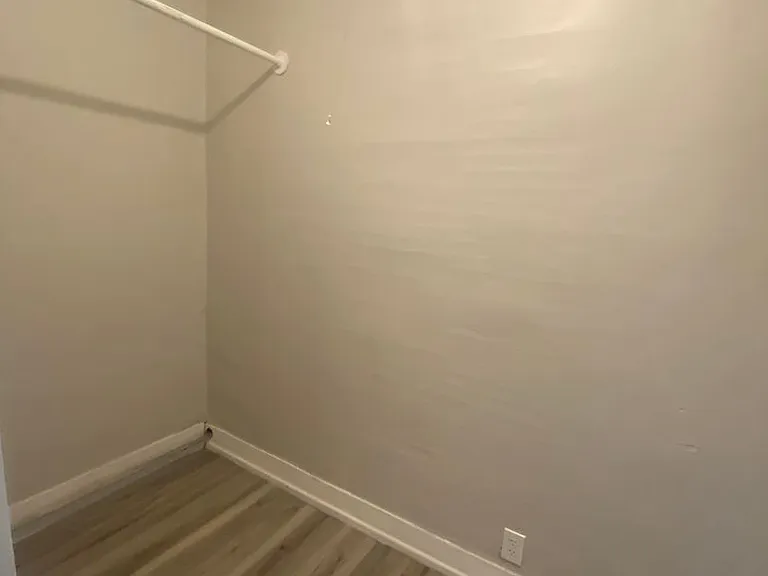 142 N Mechanic St — Photo 19