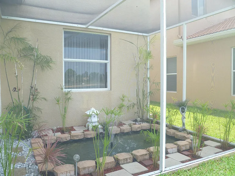 8686 Pegasus Dr — Photo 9