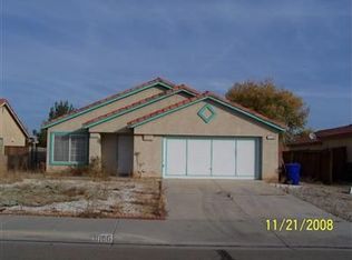 11166 Tamarisk Rd, Adelanto, CA 92301