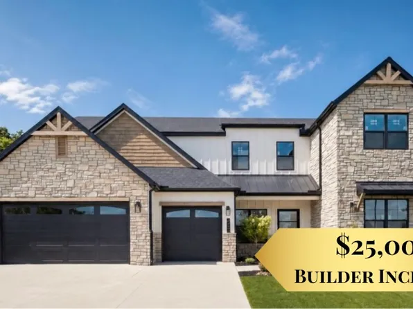 940 Gallatin St, Bentonville, AR 72712