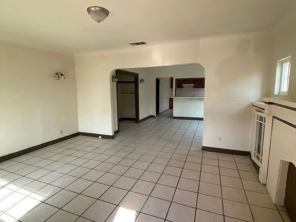 3rd image of 2537-39 Cincinnati St