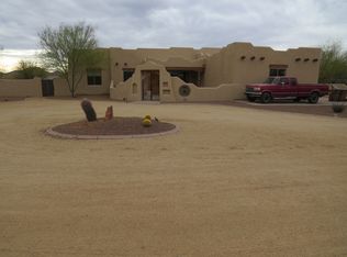 2611 W Saber Rd, Phoenix, AZ 85086