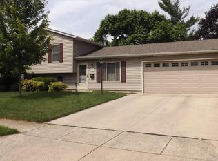 4777 McFadden Rd, Columbus, OH 43229