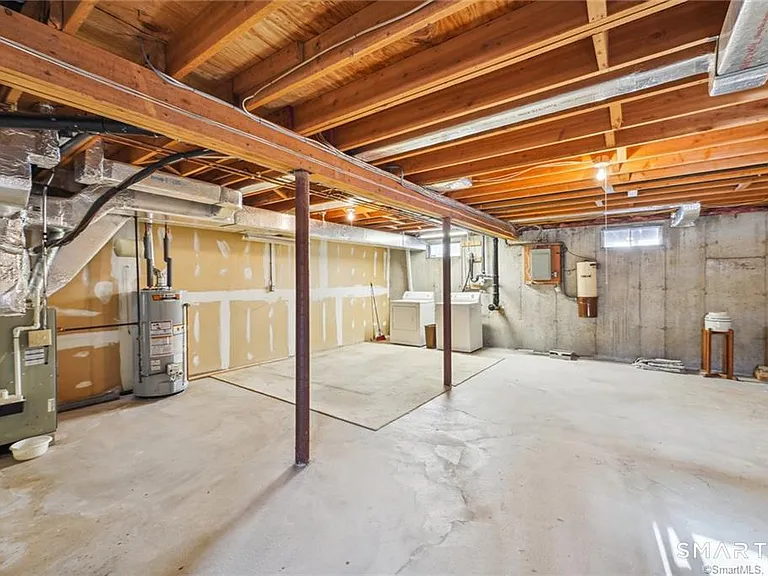 17 Oak Forest Dr #2 — Photo 32