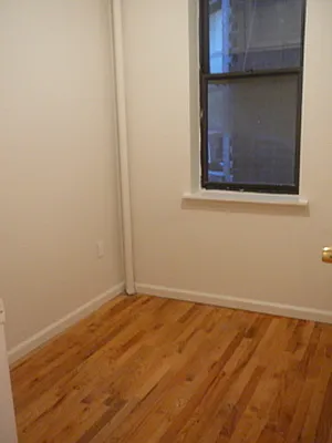 Rented by Kings Court Real Estate | media 8