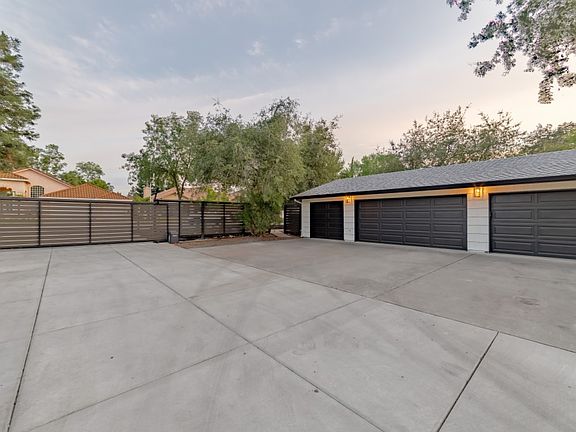 3rd image of 9025 Phoenix Ave