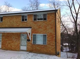 1835 Parkline Dr, Pittsburgh, PA 15227