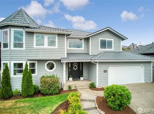 4305 Cliff Side Dr NE, Tacoma, WA 98422