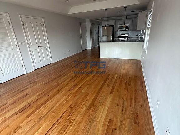 2nd image of 131 Bergen St Floor 2