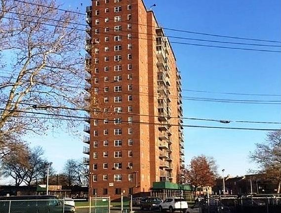 2nd image of 2475 W 16th St APT 4D