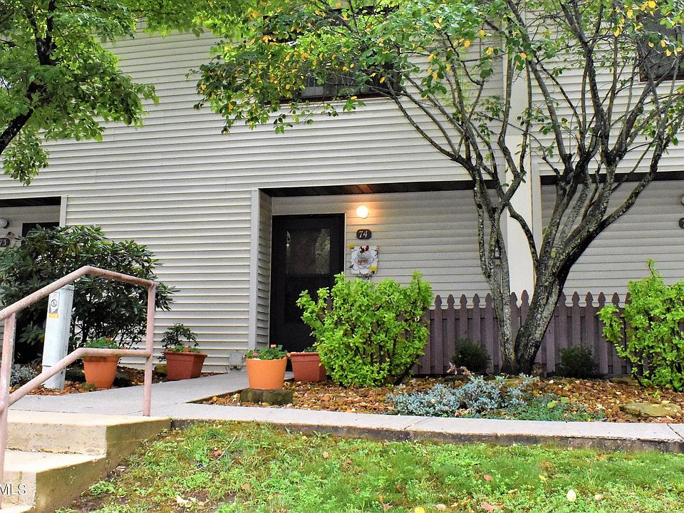 1st image of 74 Wilshire Heights Dr
