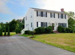 30 Springwood St, Quincy, MA 02351