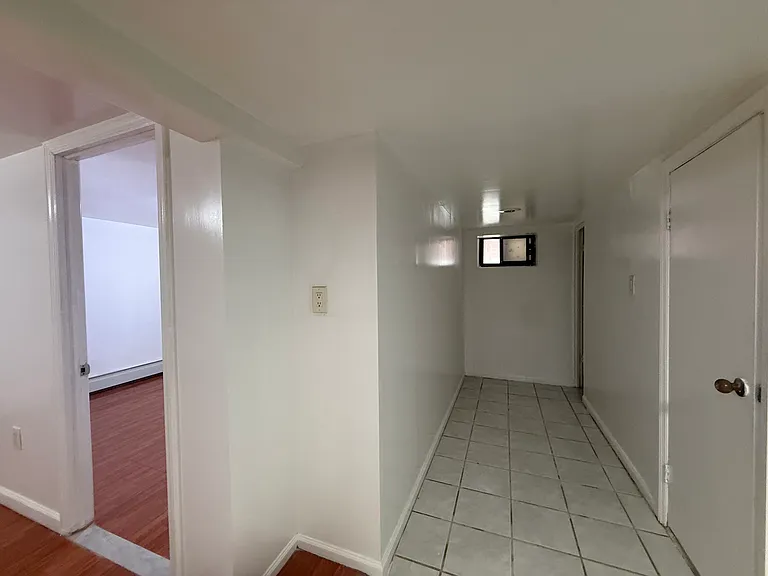 145th Pl — Photo 7