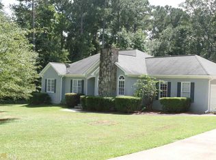 525 Country Side Dr, McDonough, GA 30252