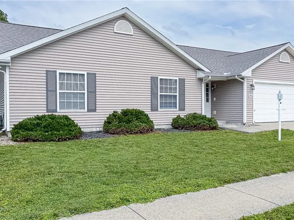 704 S Sunny Ln, Urbana, IL 61802