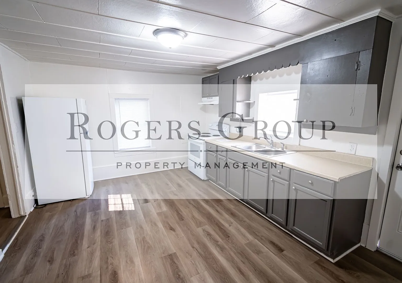 2 bed, 1.0 bath, 952 sqft, $925 — Photo 2