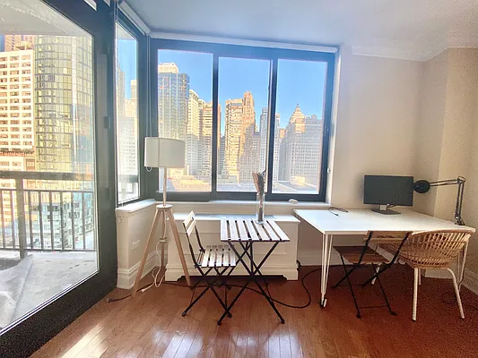 Rented by NY Living Solutions | media 18