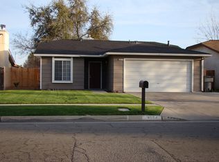 3574 W Fountain Way, Fresno, CA 93722
