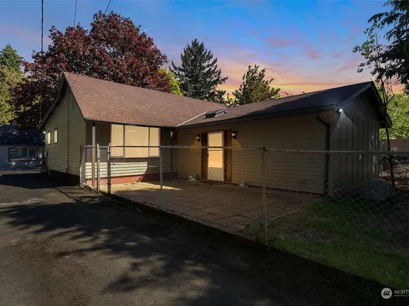 12032 10th Avenue S, Seattle, WA 98168