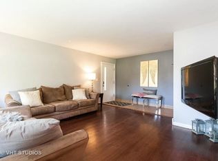 62 W 55th Pl, Westmont, IL