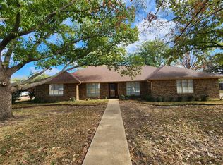 902 Foxhollow Rd S, Eastland, TX 76448