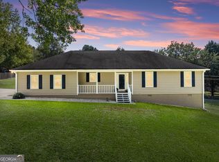 367 Overlook Ct, Auburn, GA