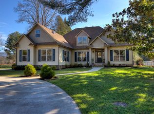 232 Riverview Rd, Townsend, TN 37882