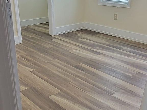 2nd image of 186 Mapes Ave Floor 1