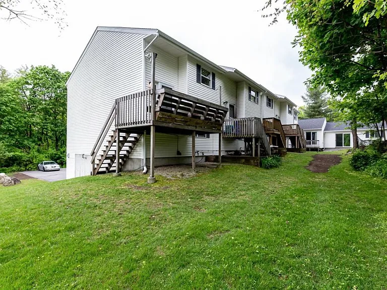 1325 Candia Rd #10 — Photo 3