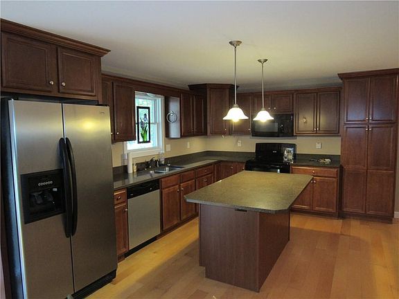 4th image of 309 Santa Barbara Dr