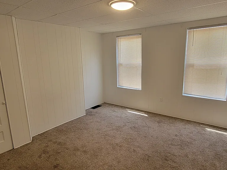 4313 Stanley St — Photo 7