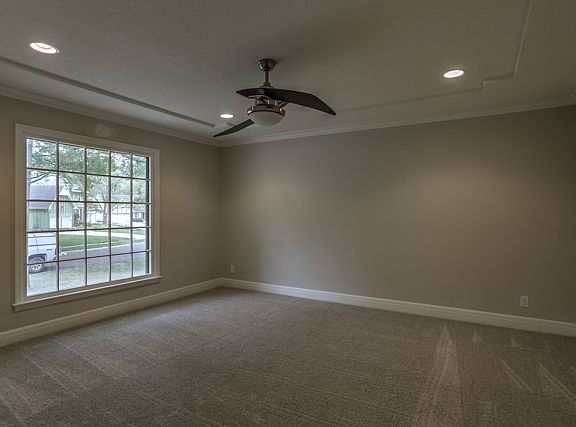4th image of 10108 Connell Dr