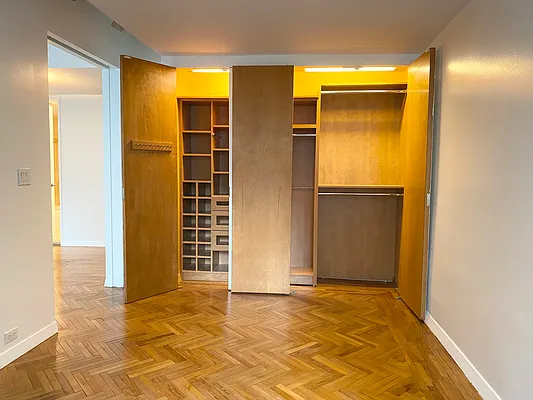 Rented by Philip A Johnson, LREB | media 21