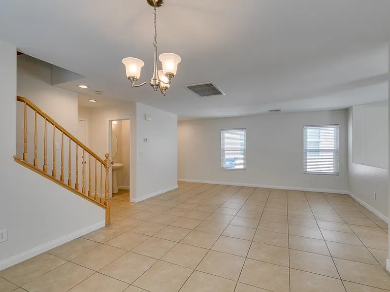 8660 Painted Horseshoe St — Photo 19