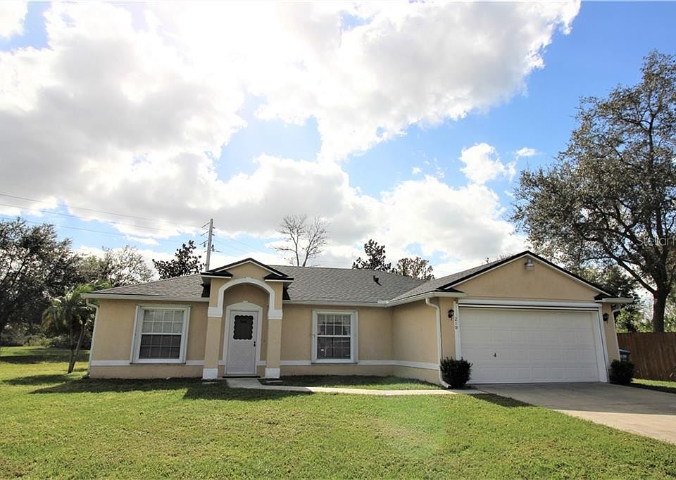 1st image of 210 Glencove Dr