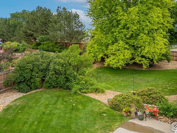 4th image of 8031 Fox Hill Dr