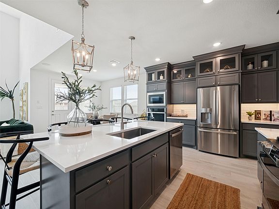 4th image of 3201 Calm Prairie Ln