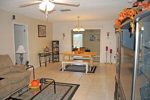 Living/Dining Room