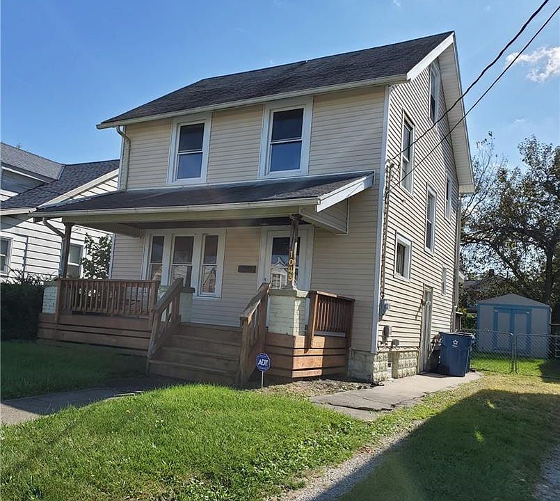 1st image of 1043 W 20th St