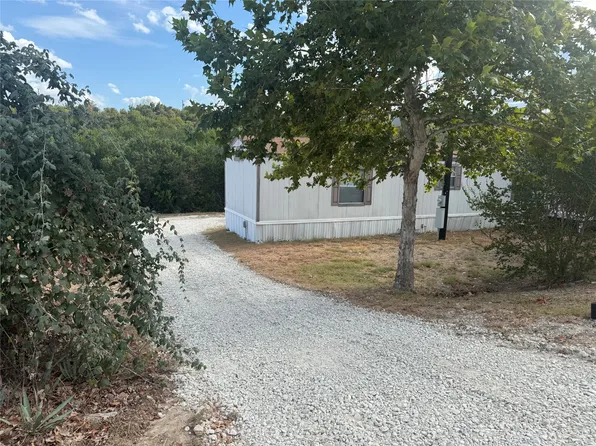 1321 Phoenix Ct, Granbury, TX 76048