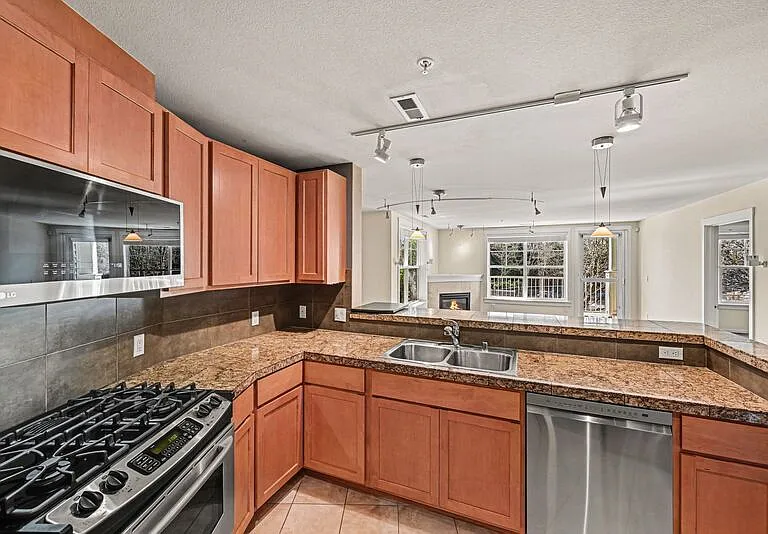 2901 NE Blakeley St #128 — Photo 9