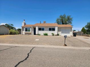 750 Orinoco Dr SE, Rio Rancho, NM 87124