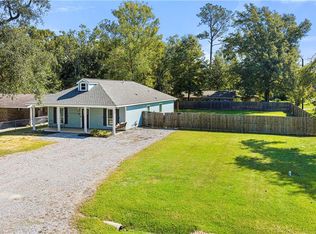 210 N 2nd St, Ponchatoula, LA 70454
