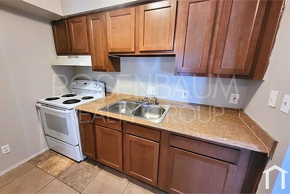 1st image of 1726 E 6th Ave